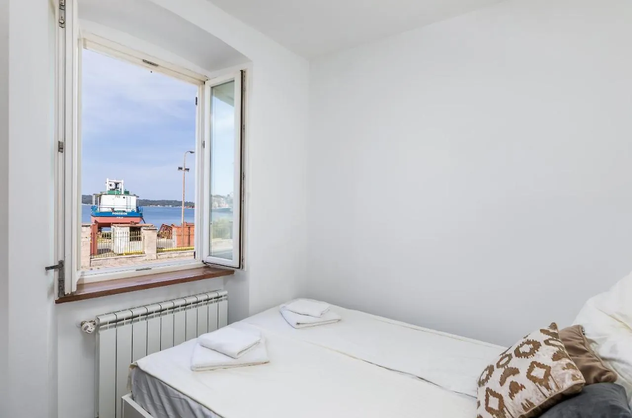 Apartment Augusto - Sea View Pula